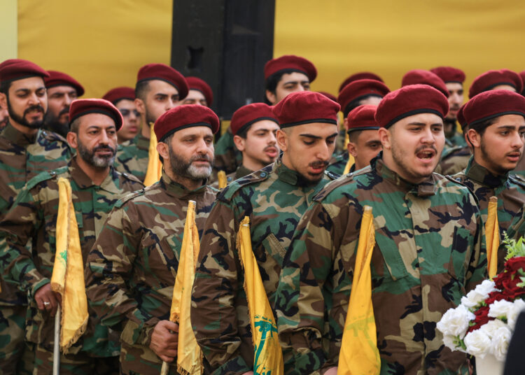 Irã garante apoio ao Hezbollah e inclui Líbano em cessar-fogo