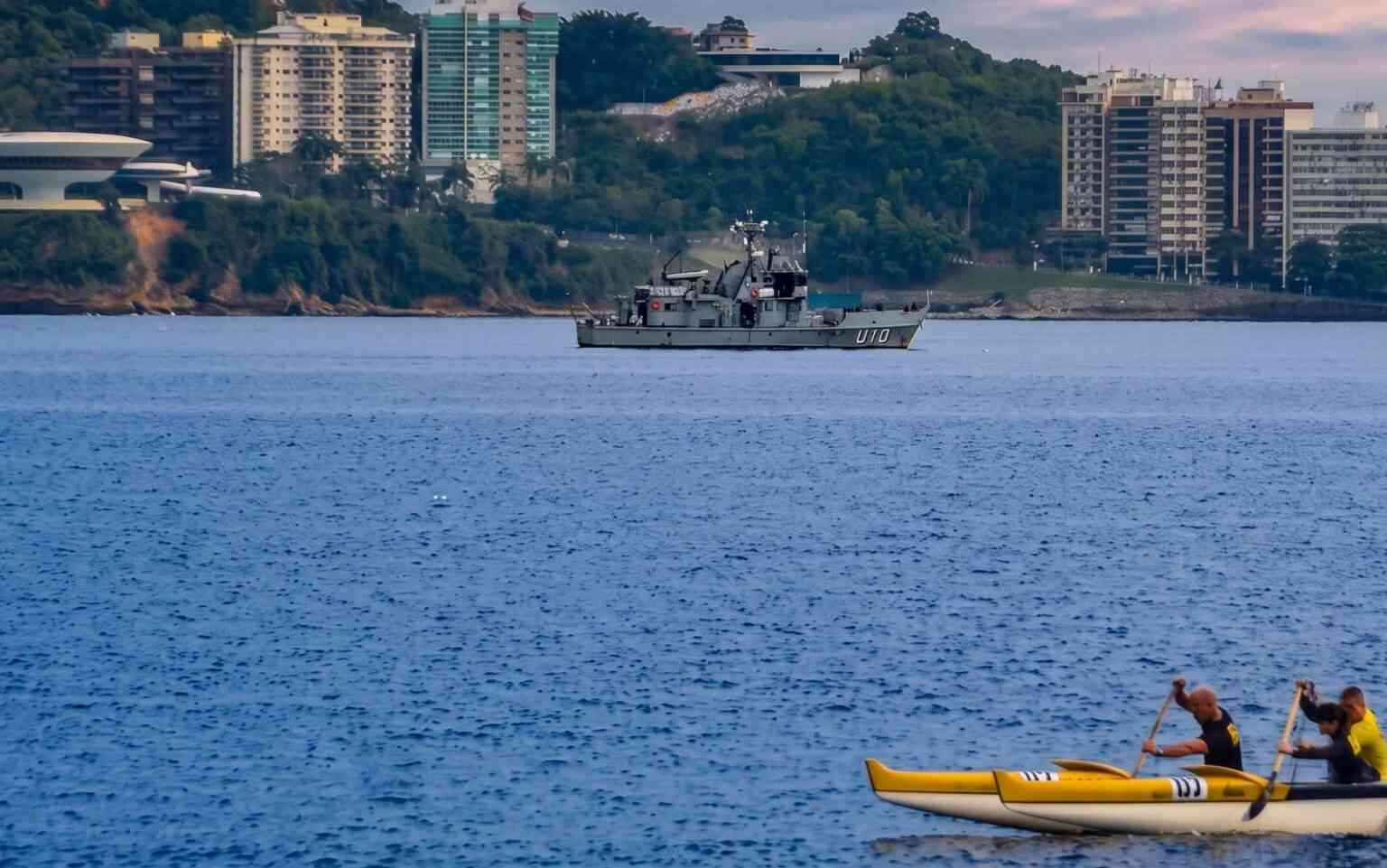 Navio antigo expõe desafio da Marinha brasileira