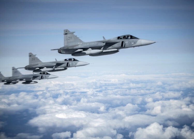 Gripen brasileiro enfrentará F-16 e F-35 no Chile