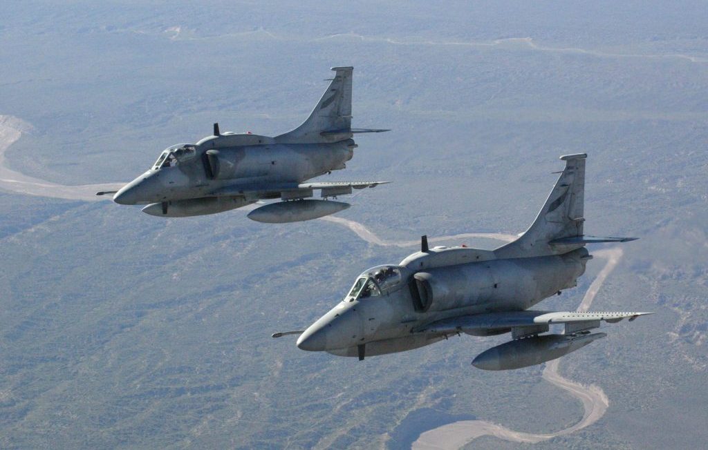 Fim de uma era: Argentina aposenta os A-4AR Fightinghawk
