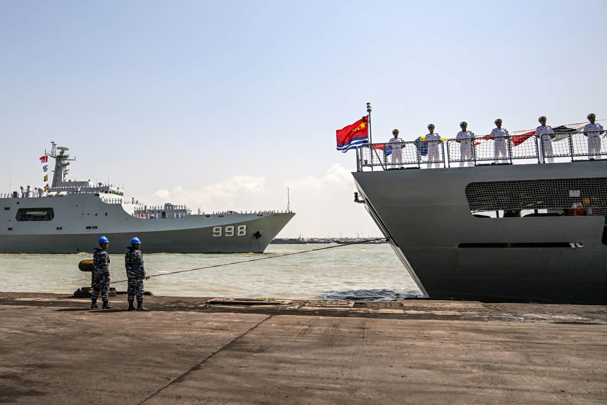 A Ascensão Naval Chinesa: Pequim Dobra a Produção Militar dos EUA em 2024