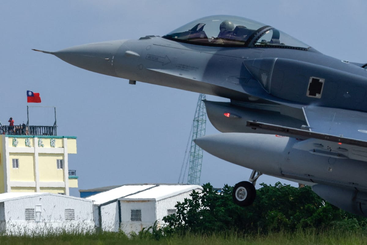 Reforço Estratégico: Taiwan Recebe Primeiros Caças F-16V Block 70 para Conter a China